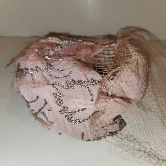 Vintage Hat with Net, Feathers, Beads *AS IS READ*